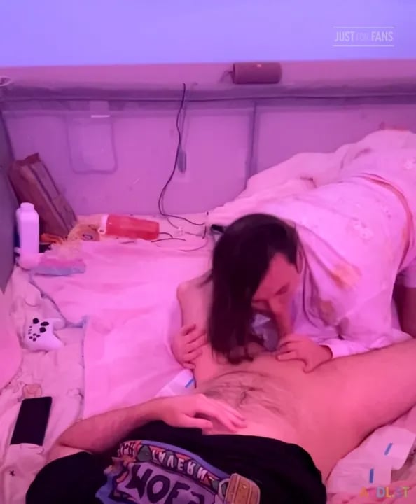 Pulluppoofs - Valentine’s Day Diaper Change Fun.mp4