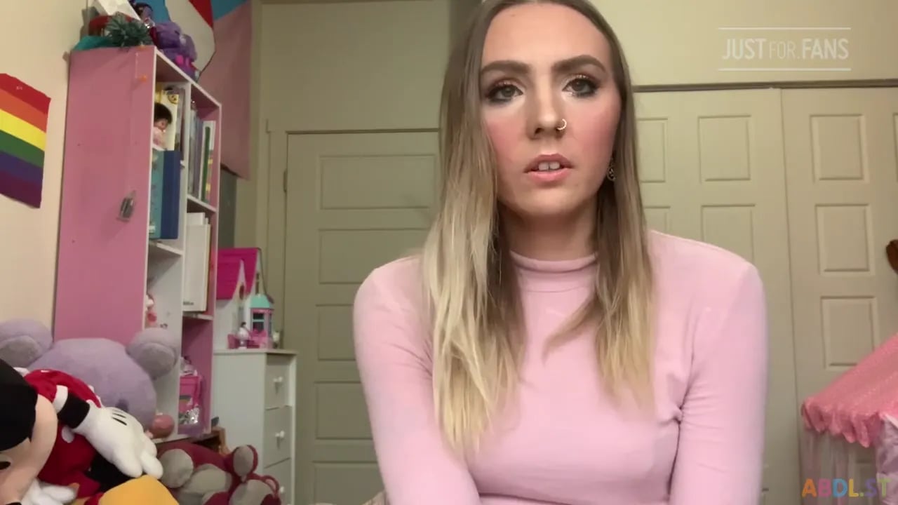 Princess Starry - Diapered Mommy Rejects Little Boy.mp4