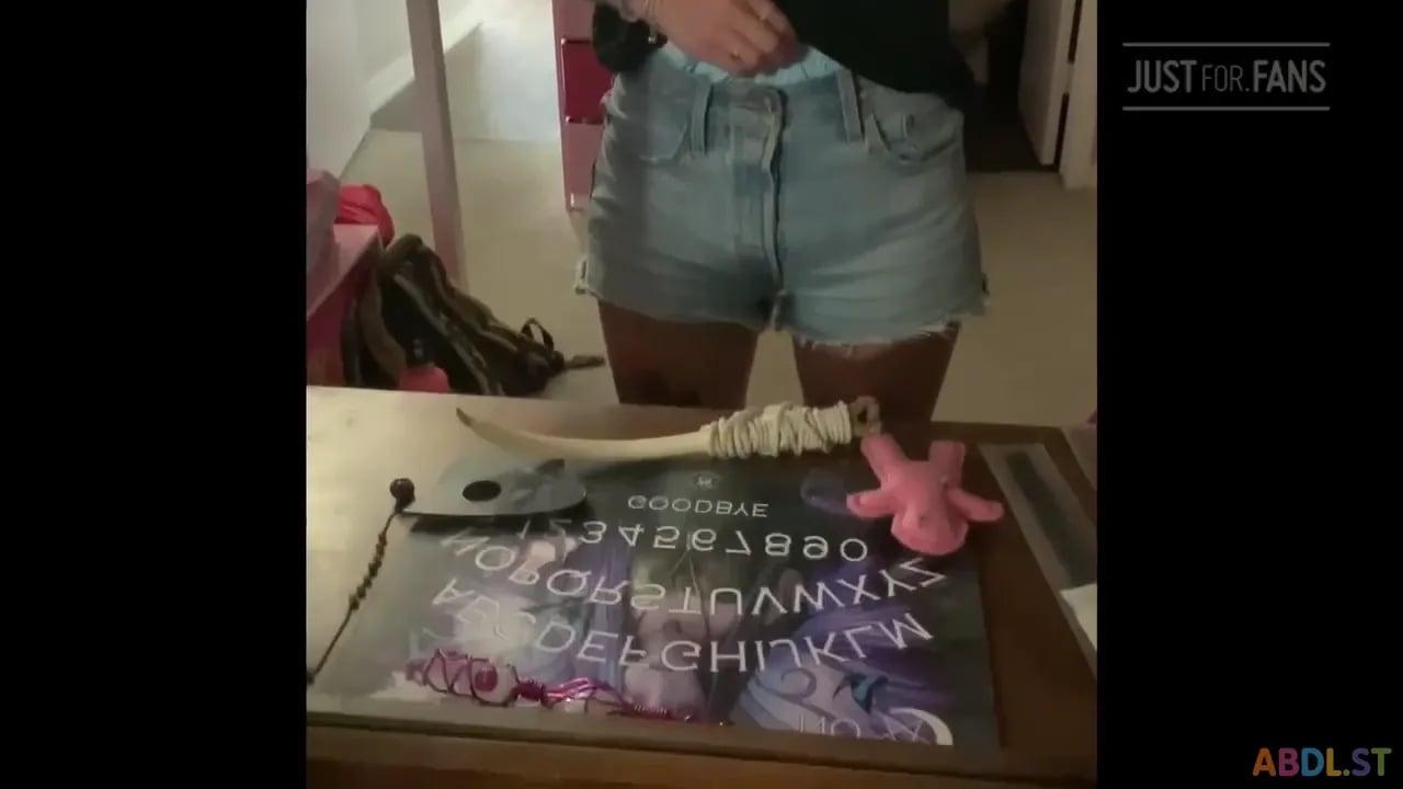 Princess Starry - Public Diaper Playful Daddy Kink.mp4