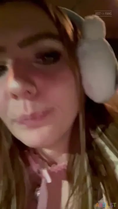 Princess Starry - Warming Up In The Snow.mp4