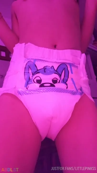 Littlepinkss - Hot Little Moment