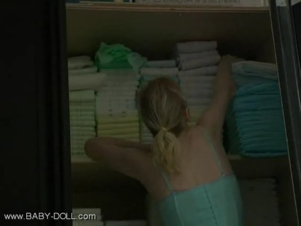 Baby-Doll - The Diaper Buckers part 1.mov