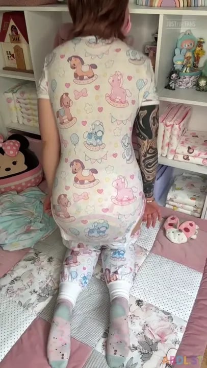 Herbabyleo - Babytalk Pacifier Play and Farting Noises