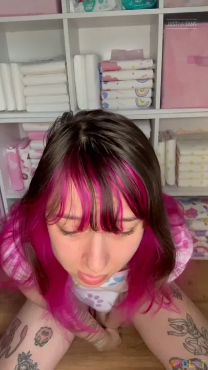 Herbabyleo - Big Morning Diaper Poop.mp4