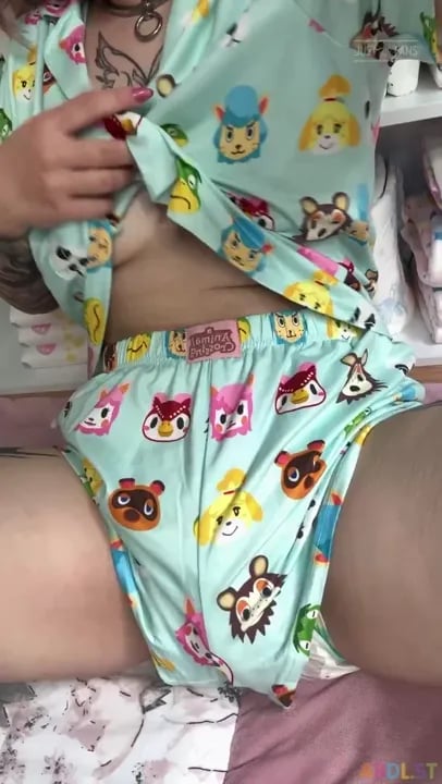 Herbabyleo - Cute ABDL Outfit Showcase.mp4