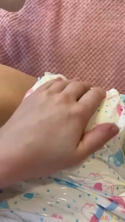 Herbabyleo - Diaper Crinkle Time