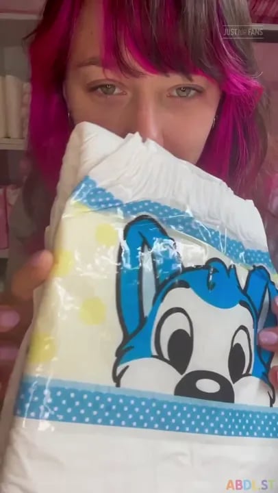 Herbabyleo - Diaper Pooping Surprise Peekaboo