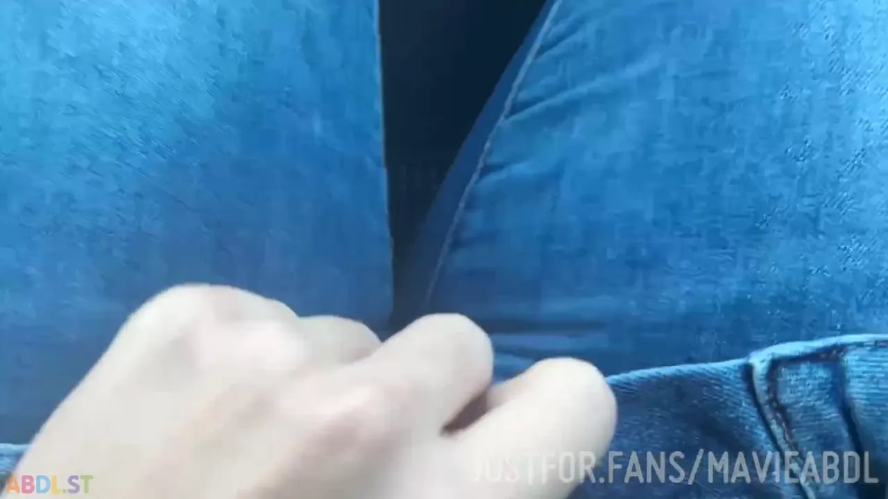 MavieABDL - Relaxing Car Sex Massage