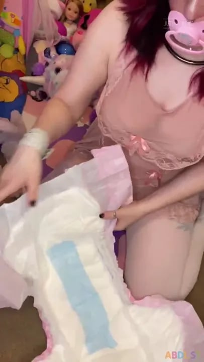 Succubunnie - Baby Bunnie Fresh Diaper Change.mp4