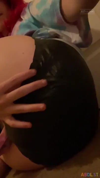 Succubunnie - Crinkly Diaper and Squishy Titties