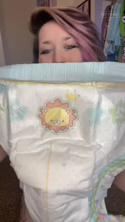 Succubunnie - Diaper Wetting and Buzzy Toy Fun