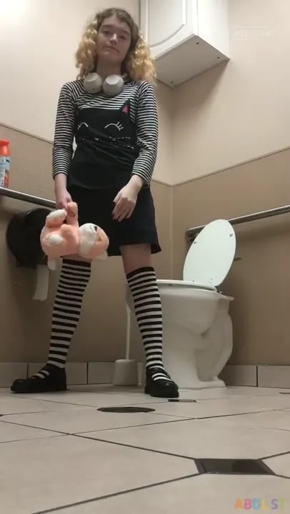 Littlediaperidol - Blonde Solo Bathroom Play with Plushie