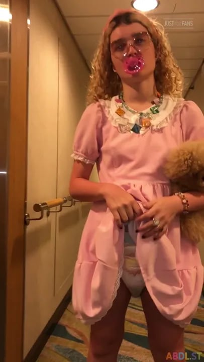 Littlediaperidol - Late Night Wet Diaper Running Game