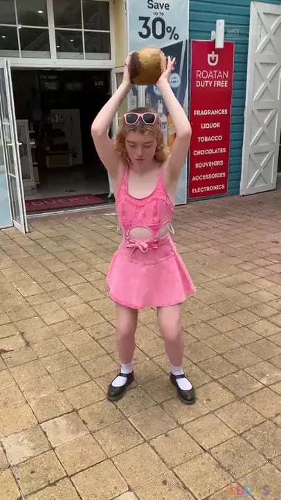 Littlediaperidol - Breaking a Coconut Vlog (No Diapers)