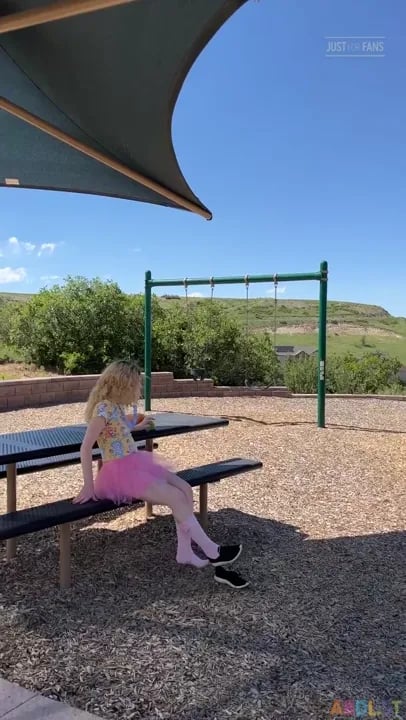 Littlediaperidol - Exploring Outdoors with a Wet Diaper