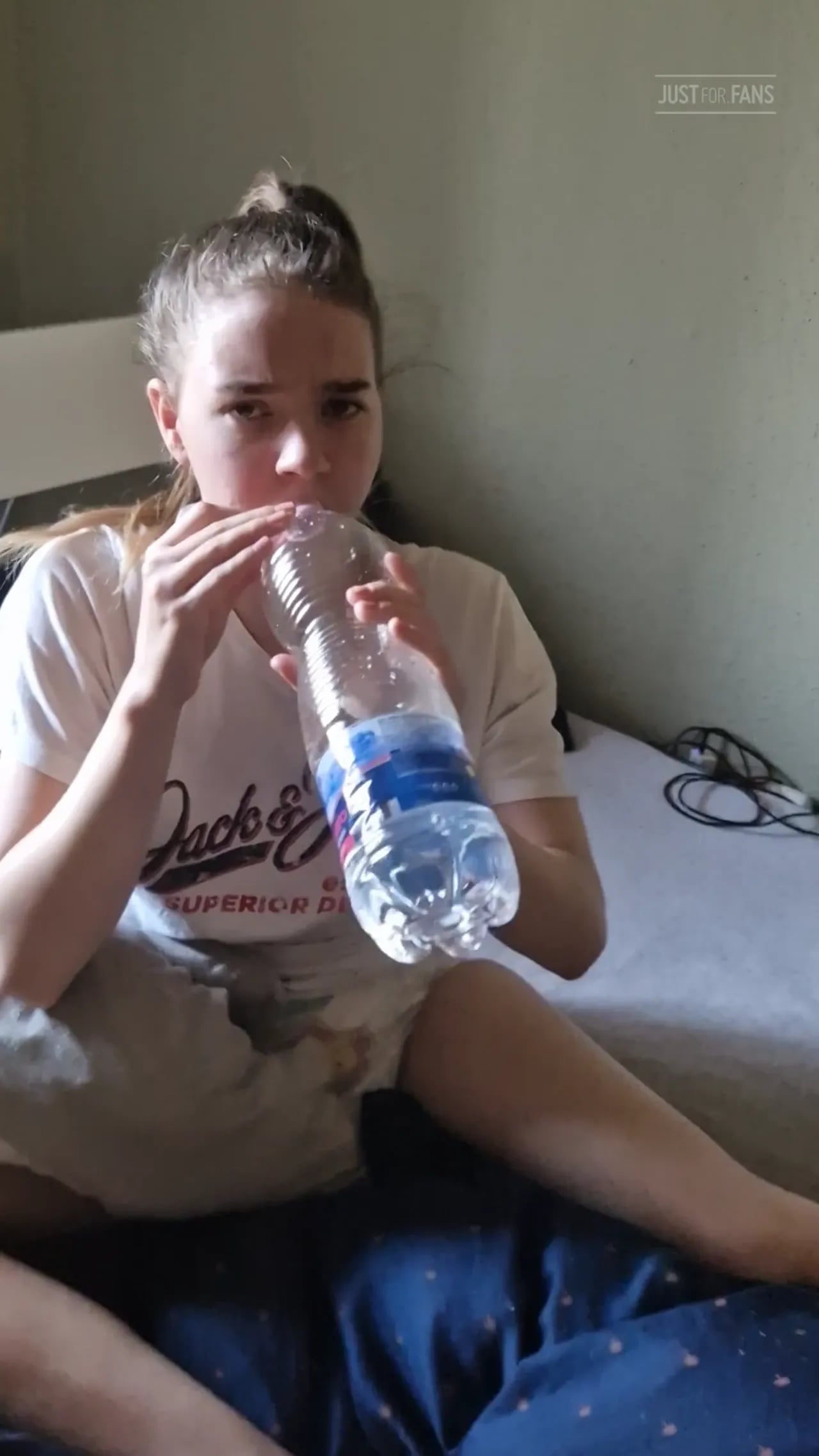Littlesnowflake19 - Morning Routine in the Diaper