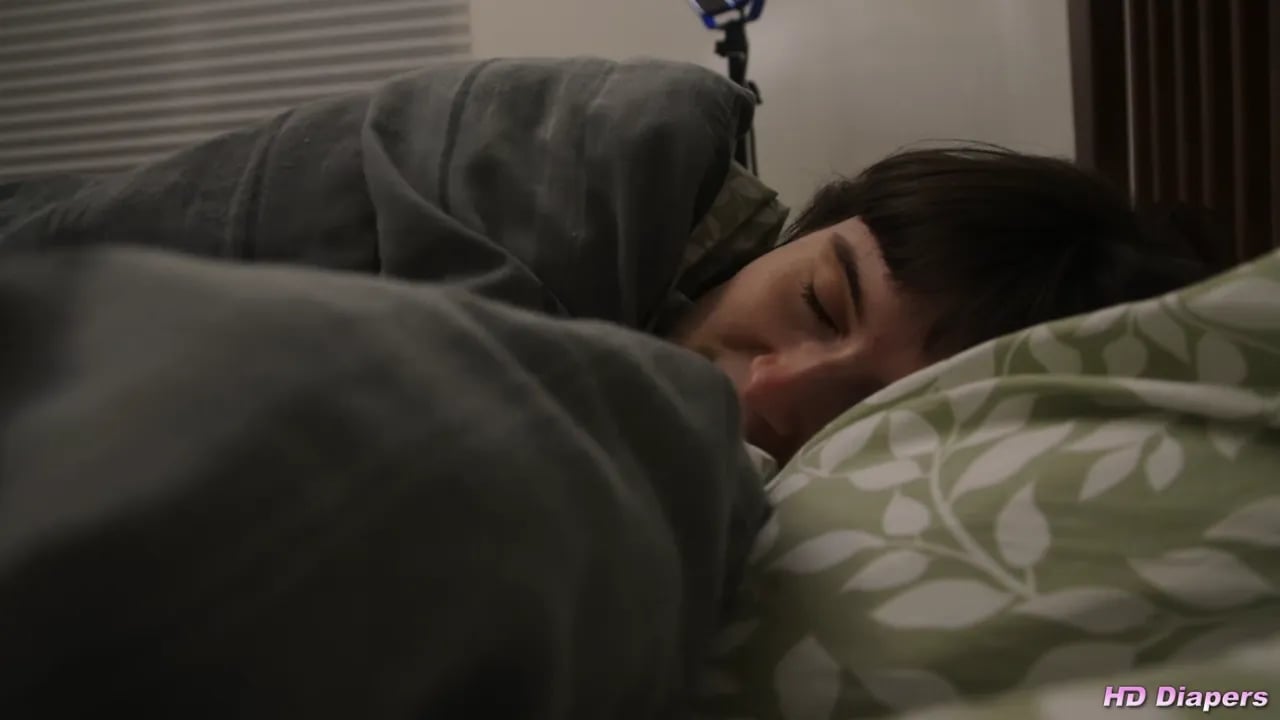 HD Diapers - hdd_140.mp4