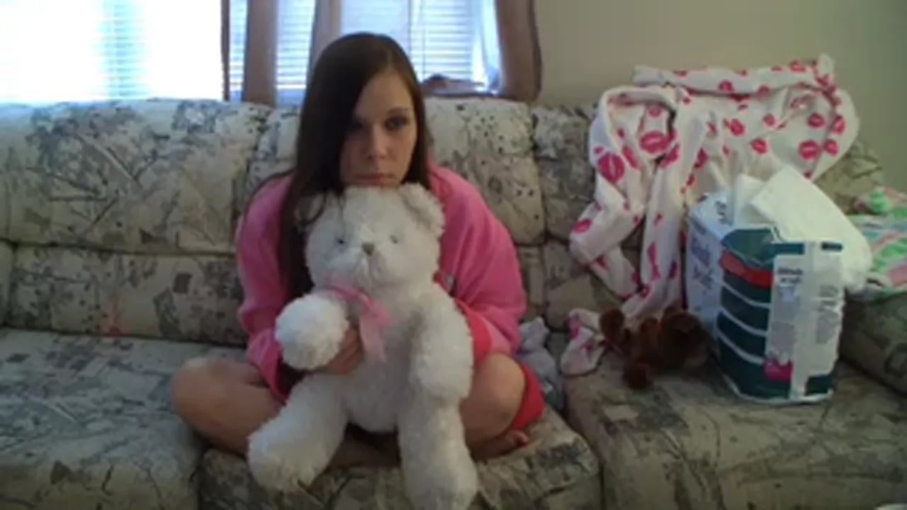 FLBabyGirls - Ann the babysitter.mov