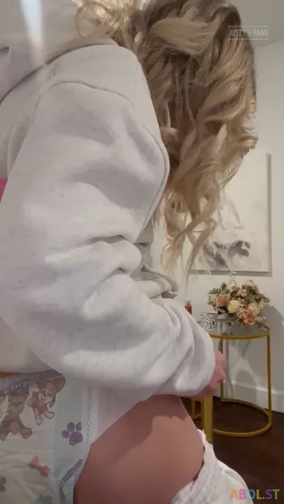 Blackrasbaby - Curled Hair Then Wet My Luvs.mp4