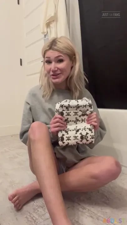 Blackrasbaby - Open Diaper Wetting In My Tears Rebelz.mp4