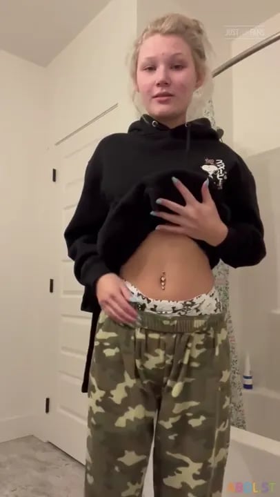 Blackrasbaby - Wetting My Diaper While High.mp4