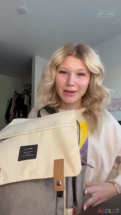 Blackrasbaby - Whats In My Diaper Bag