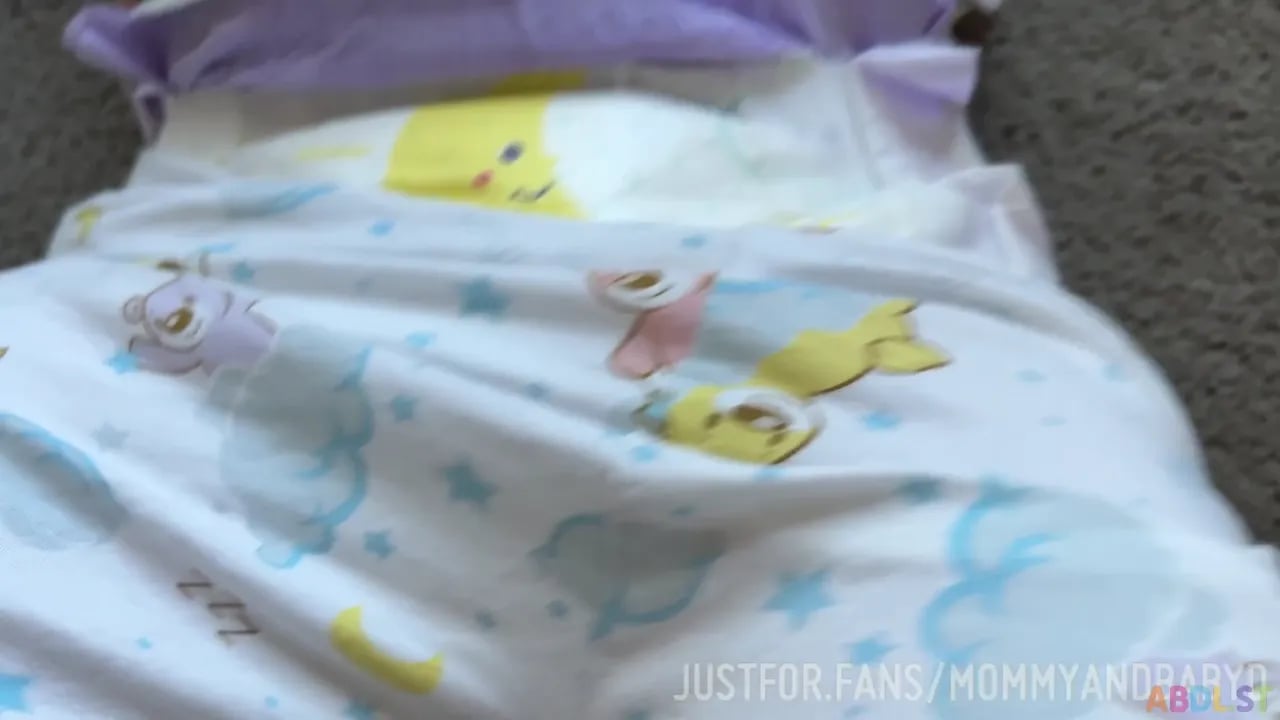Mommyandbabyd - I Absolutely Love Surprising Baby D.mp4