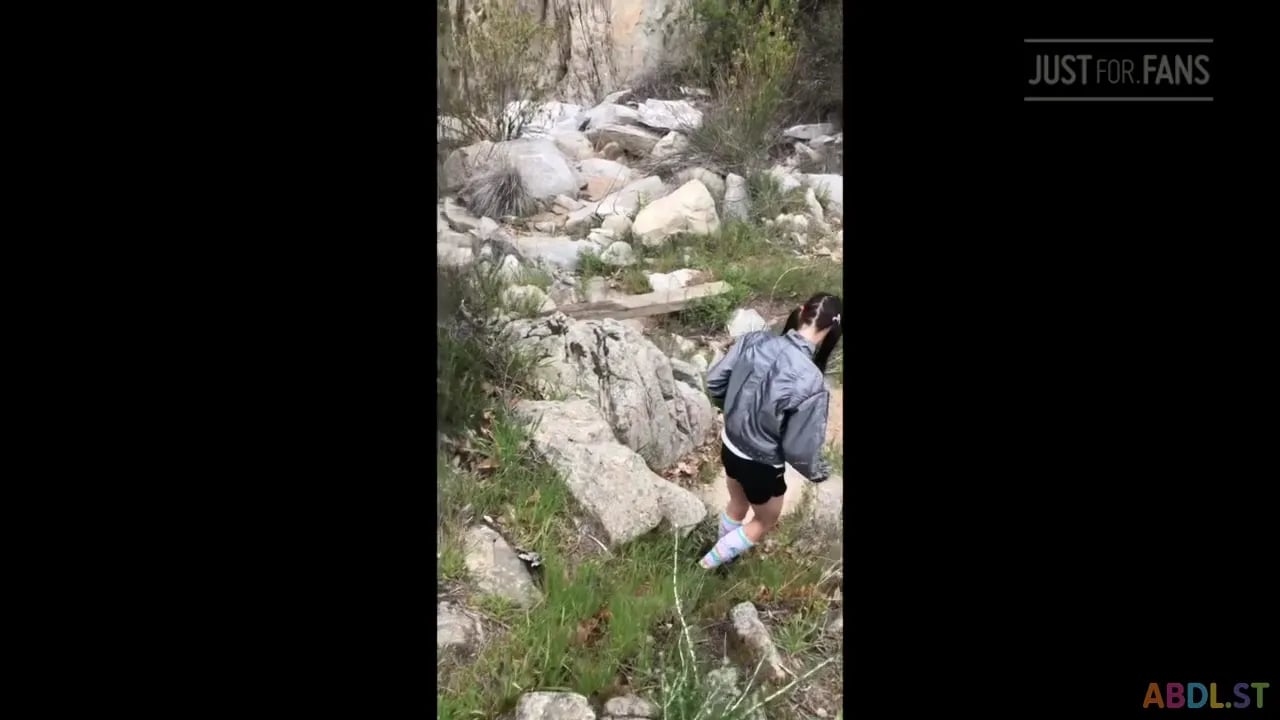 Littleprincessbug - Reedited Hike Part 2.mp4
