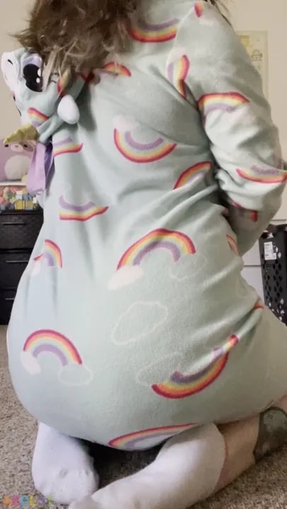 Sophialittle - Good Morning From The Very (Messy) Mouse.mov