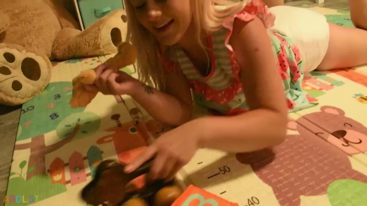 Baby Chloe - StepDaddy Checks Chloes Diaper.mov