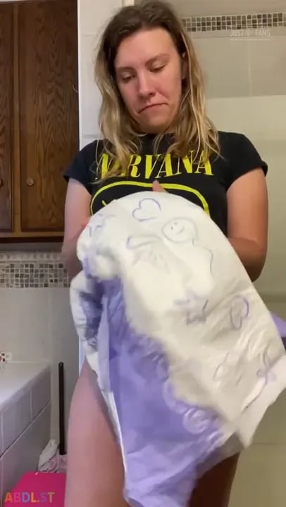 PaddedkittenVuittQn - Another Cushies Day