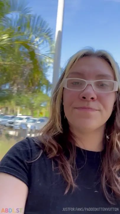 PaddedkittenVuittQn - At The Rest Stop