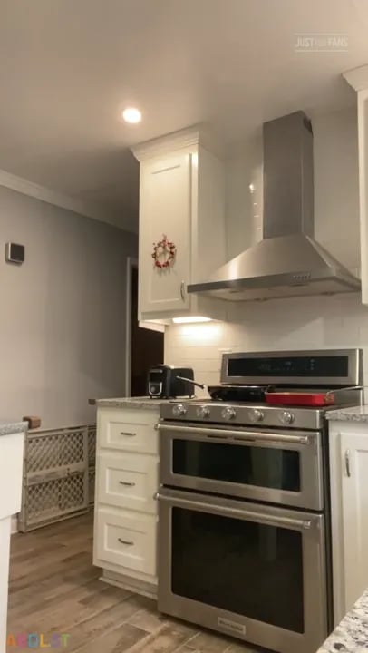 PaddedkittenVuittQn - Decided I Want Some Breakfast
