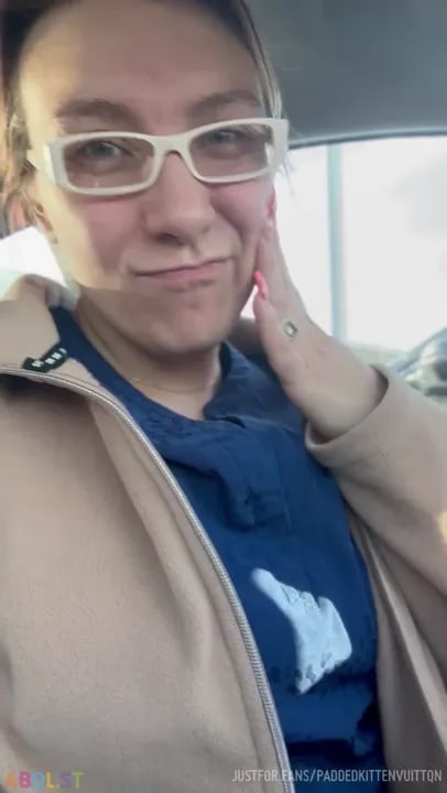 PaddedkittenVuittQn - Diaper Girl Happy Off Work