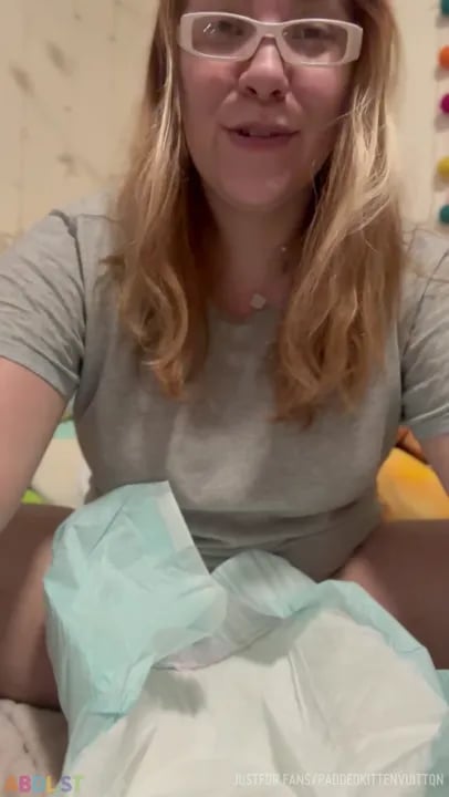 PaddedkittenVuittQn - Diaper For The Day And Walk