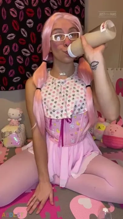 PaddedkittenVuittQn - Drinking My Version Of Pink Drink