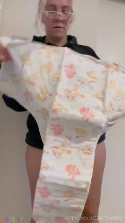 PaddedkittenVuittQn - Getting Ready For Work Put On Call.mp4