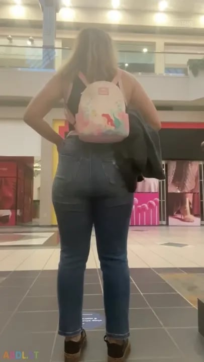 PaddedkittenVuittQn - I Got Hot So I Took My Cardigan Off