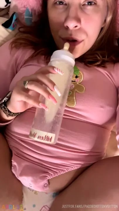 PaddedkittenVuittQn - Its Just White Hot Chocolate