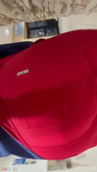 PaddedkittenVuittQn - Little Diapered Booty Walking