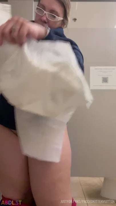 PaddedkittenVuittQn - No Time For Diapers