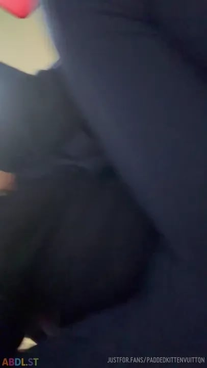 PaddedkittenVuittQn - Quick Pee Videos I Took At Work.mp4
