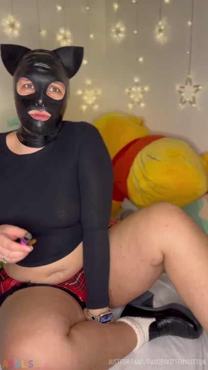 PaddedkittenVuittQn - Smoky Latex Kitten