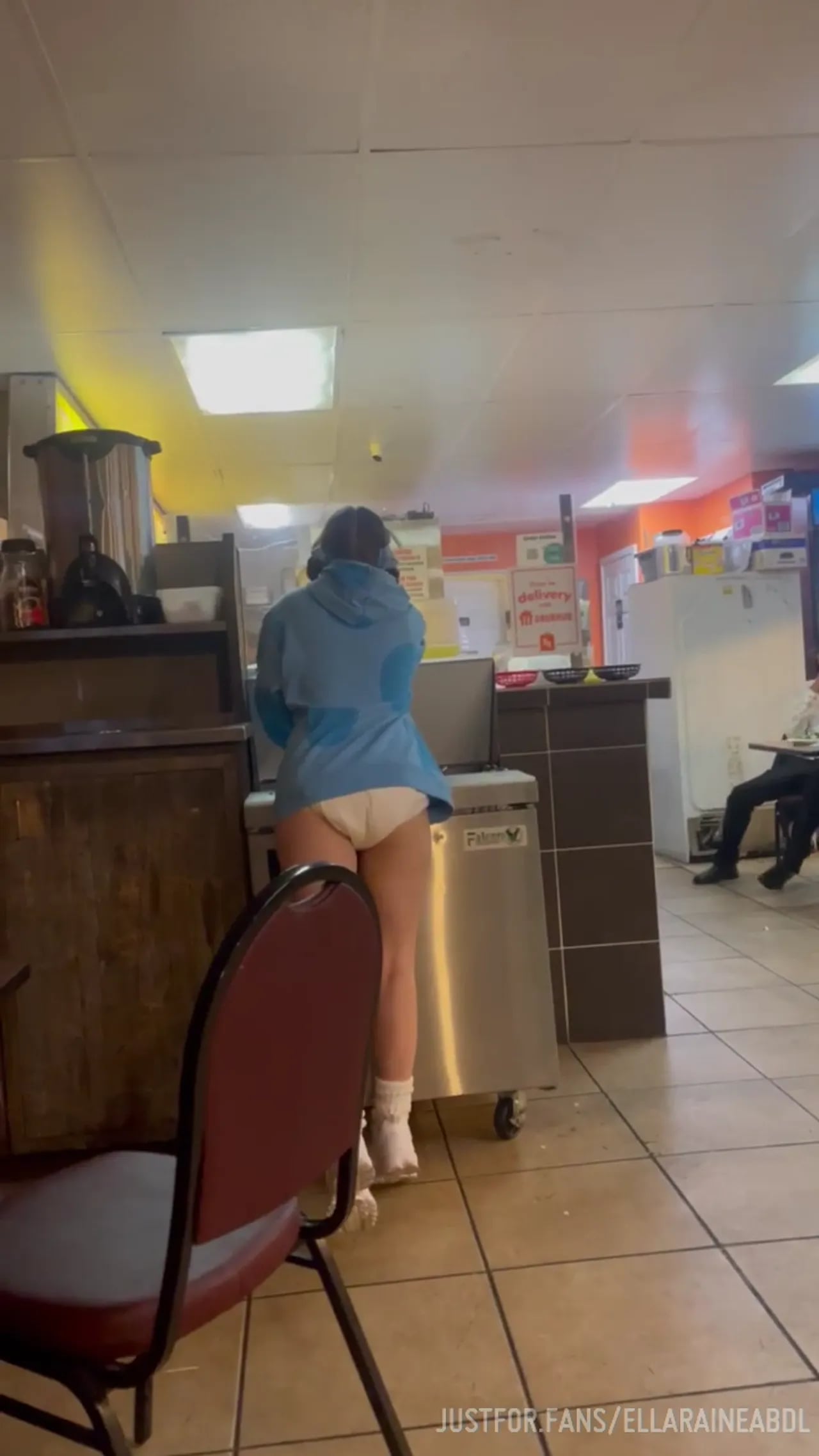 Ella Raine - Forgot to post this clip of me diapered at.mp4