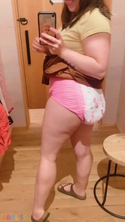 Liddlestflora - I Peed So Much In This Video.mp4