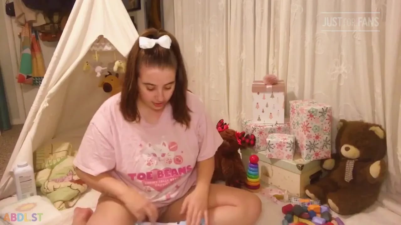 Liddlestflora - Odu Frosty Friends Pjs Unboxing.mp4