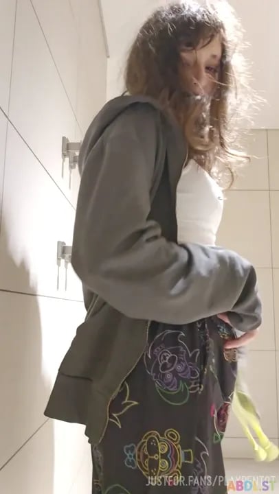Playpentot - Airport Quick Pull Up Check.mp4