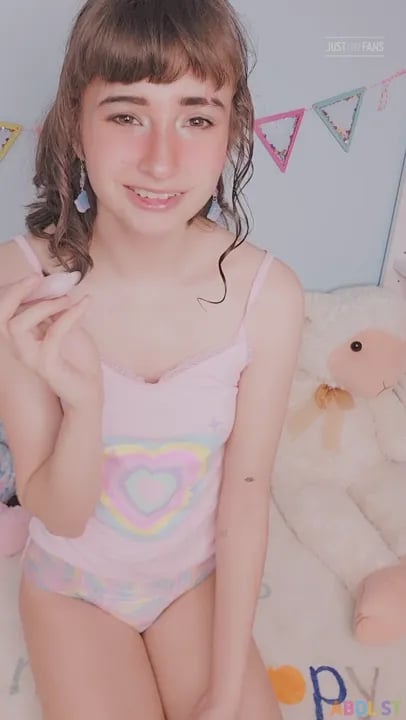 Playpentot - Babysitter Steals Pull Ups Bullying.mp4