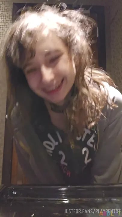 Playpentot - Big Warm Pee In Pull Ups.mp4