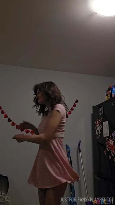 Playpentot - Cute Kitchen Dance For Littles